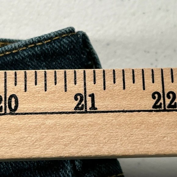 Wrangler Jeans Men's 42 X 30 Tapered Leg Regular Fit Blue Casual - Picture 7 of 9